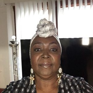 Meet your Posher, Joann